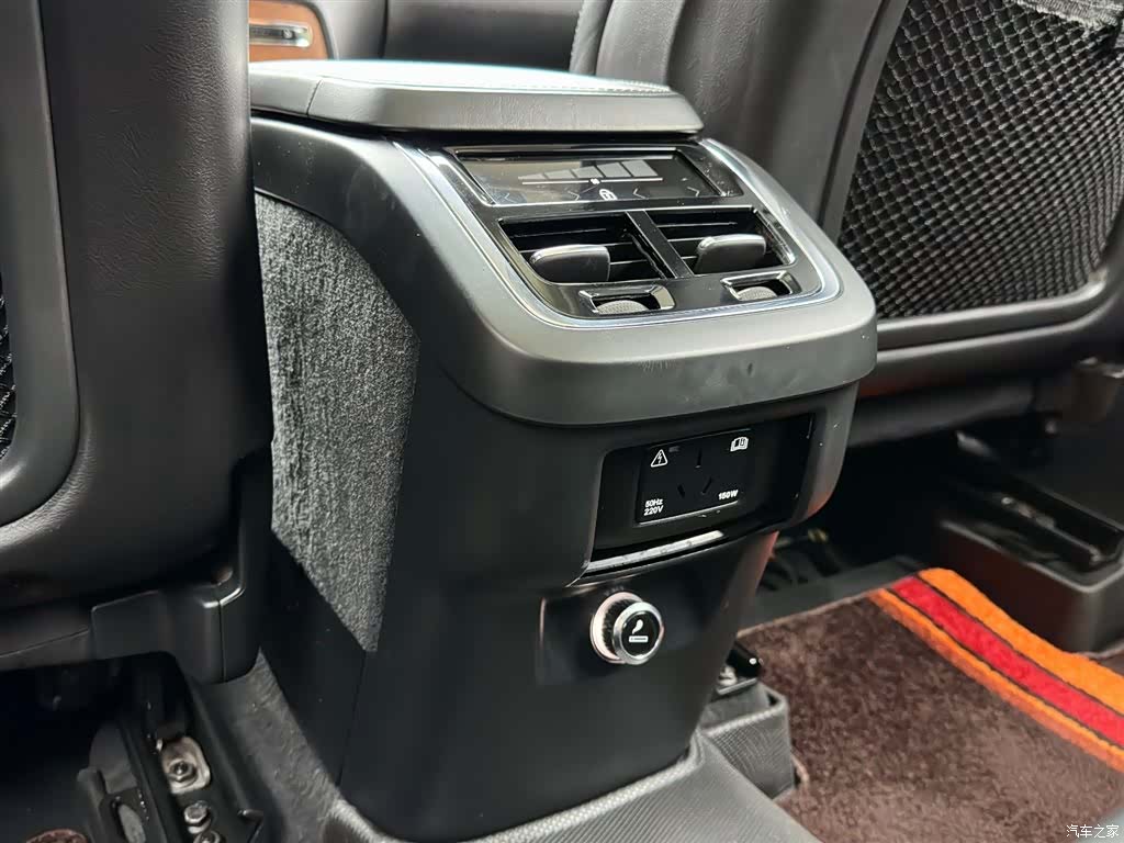 Volvo XC90, 2018 30