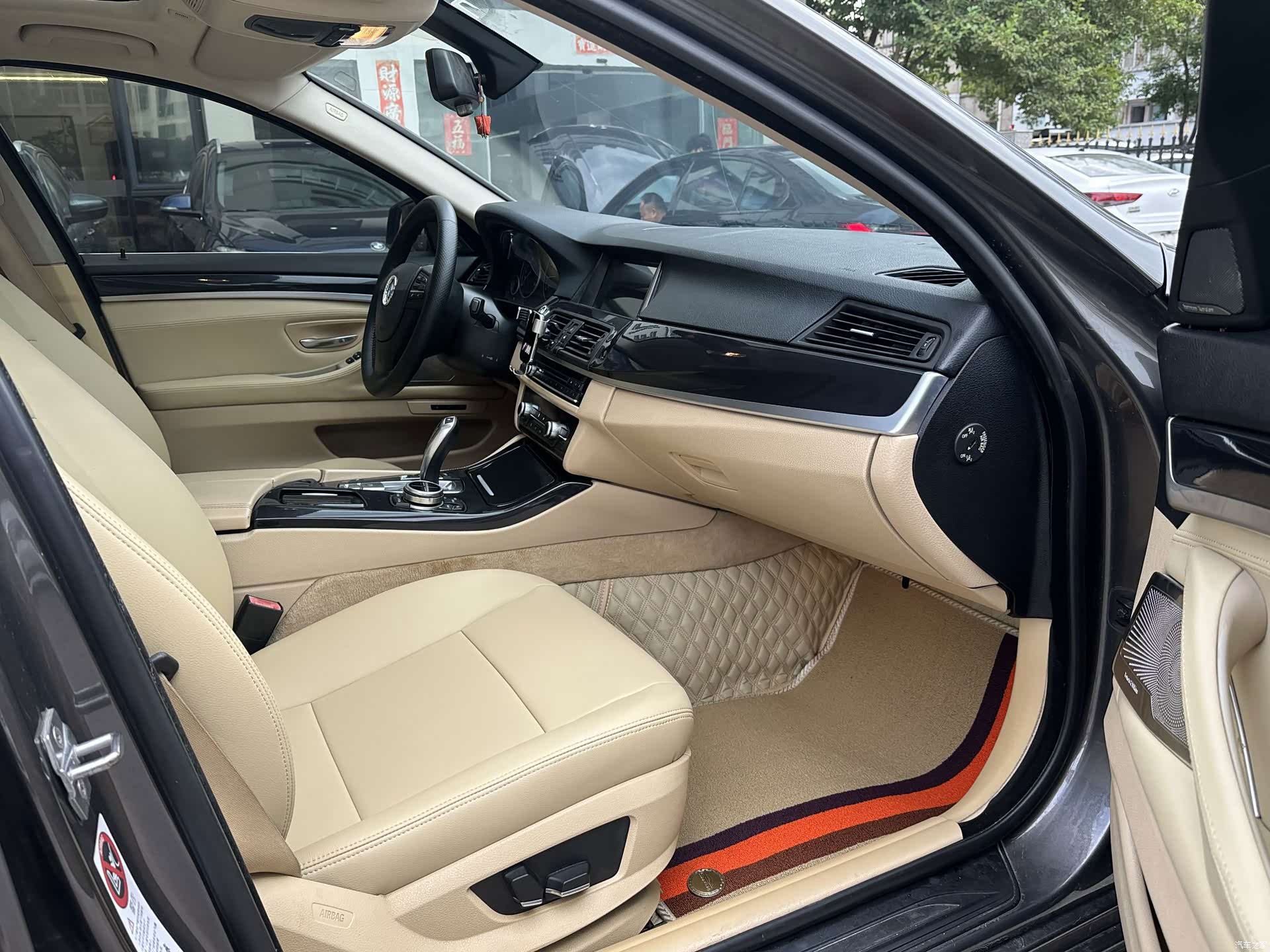 BMW 5 Series, 2013 9