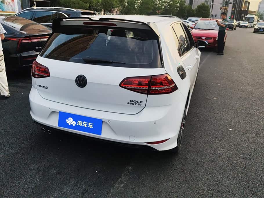 Volkswagen golf