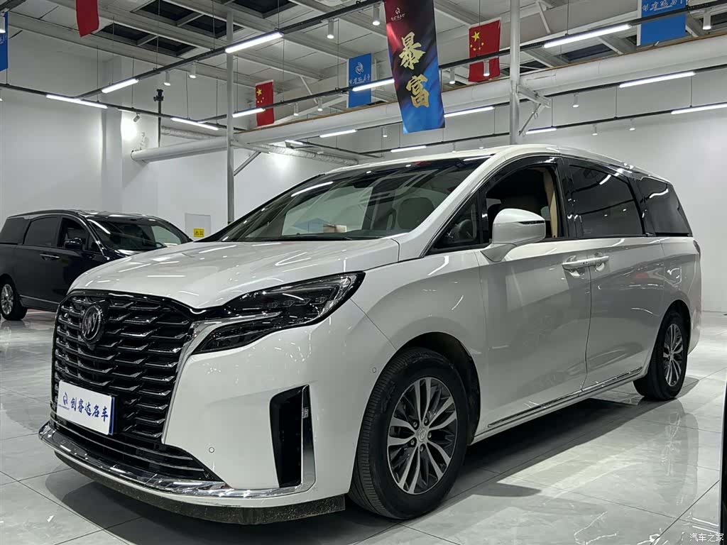 Buick GL8, 2023 1