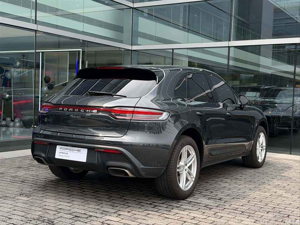 Porsche Macan, 2025 все фото