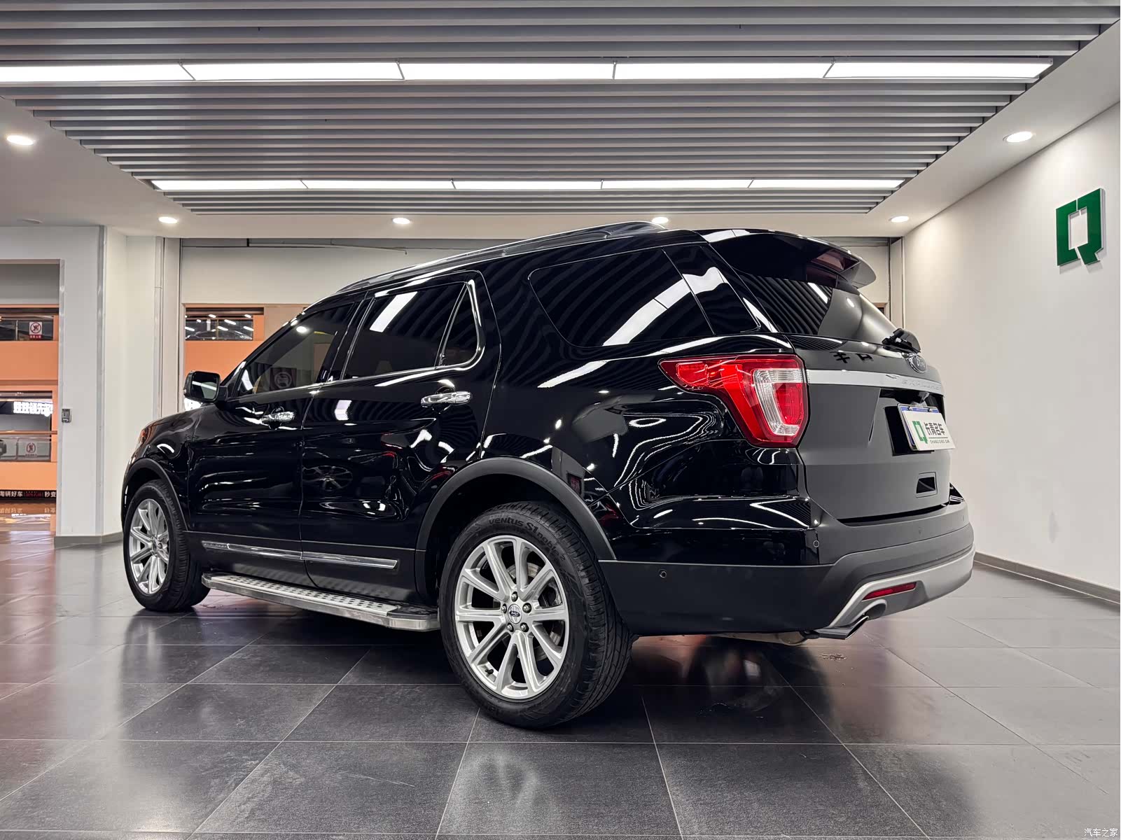 Ford Explorer, 2018 4