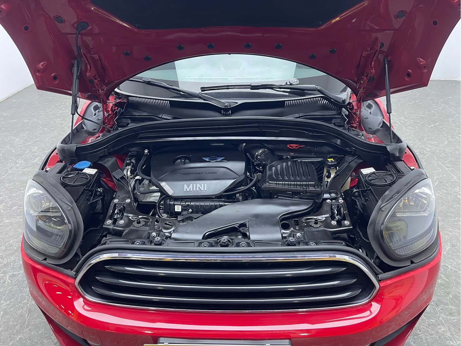 Mini Countryman, 2019 16