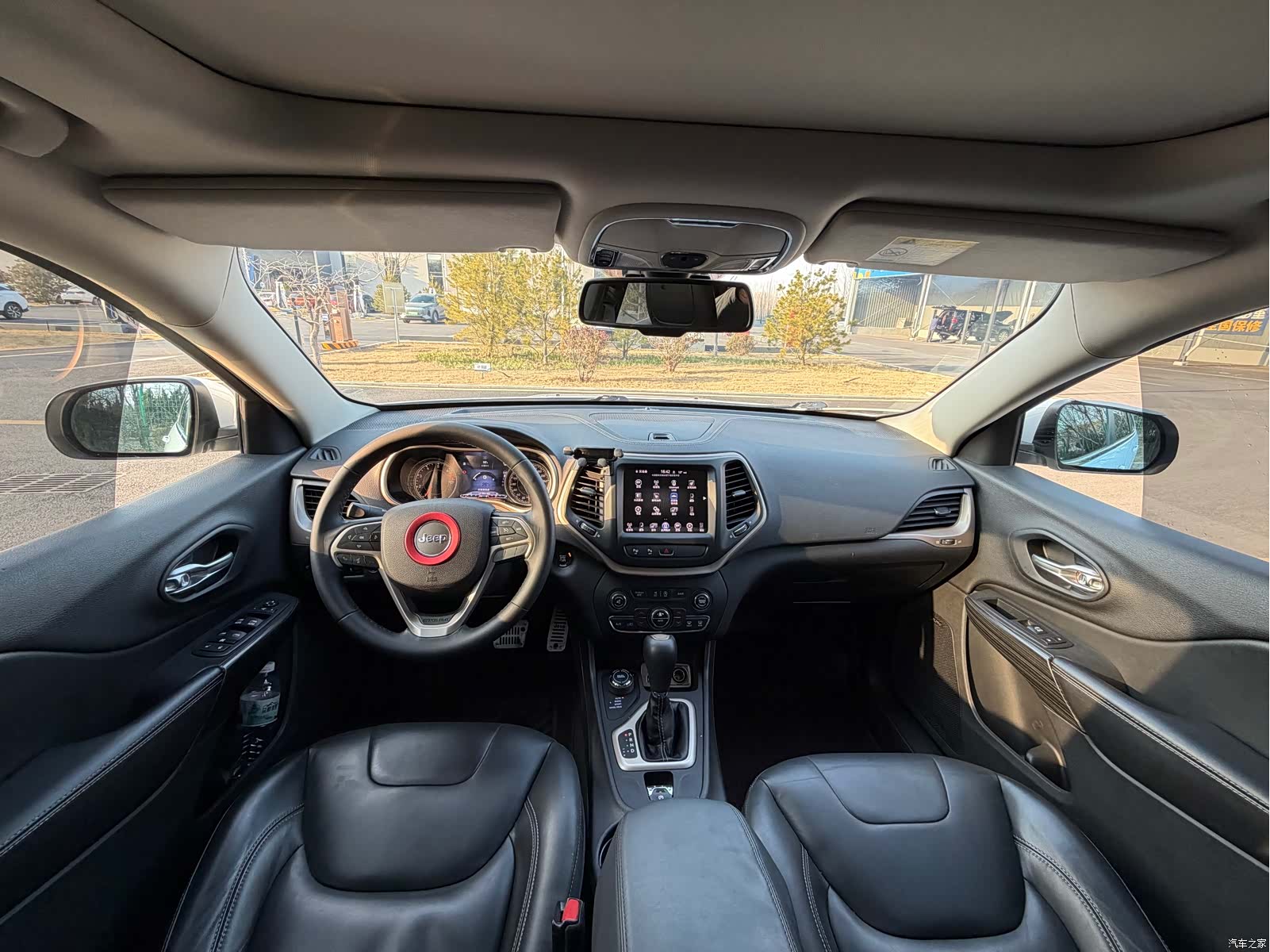 Jeep Cherokee, 2016 8