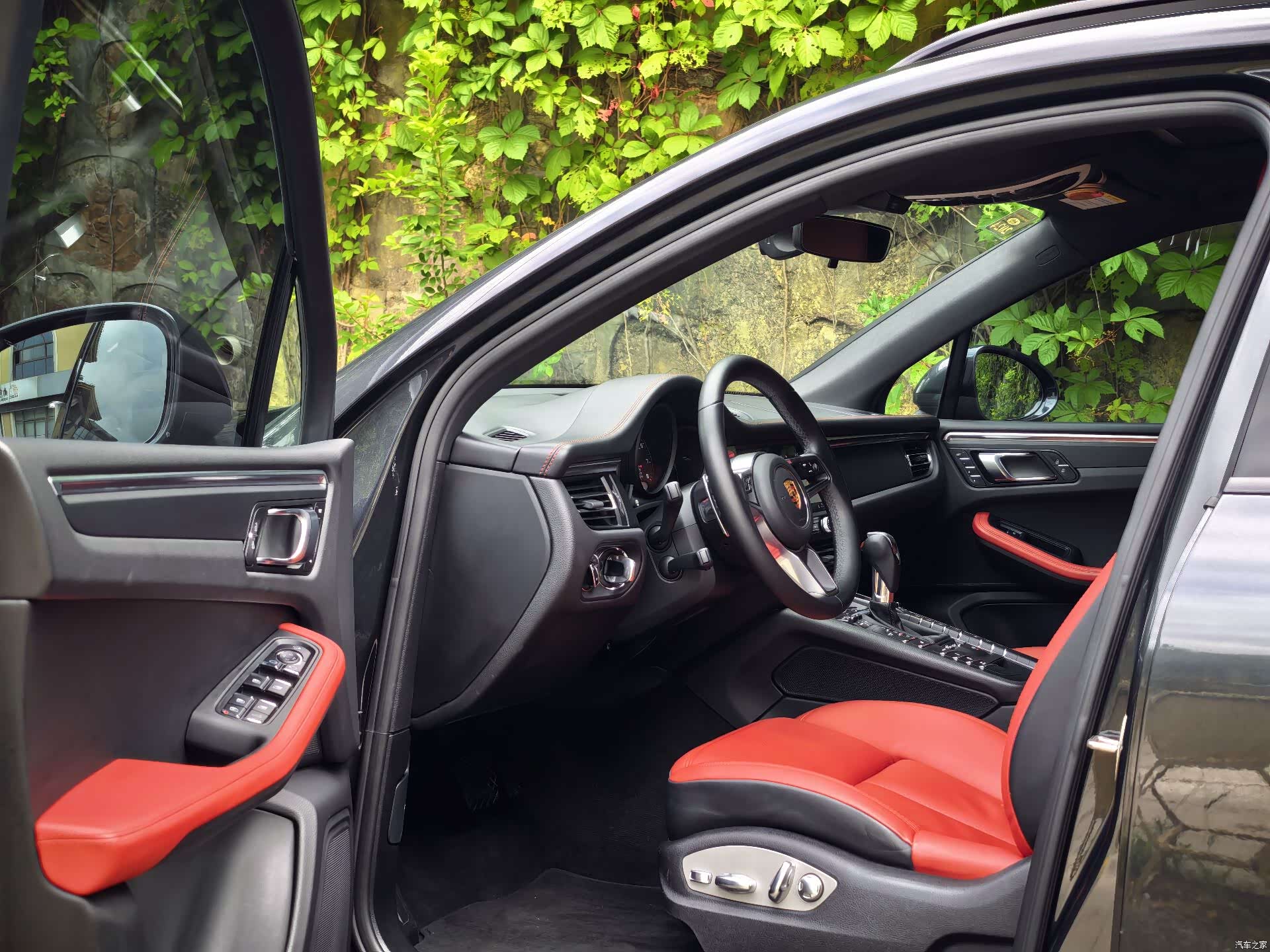 Porsche Macan, 2020 3