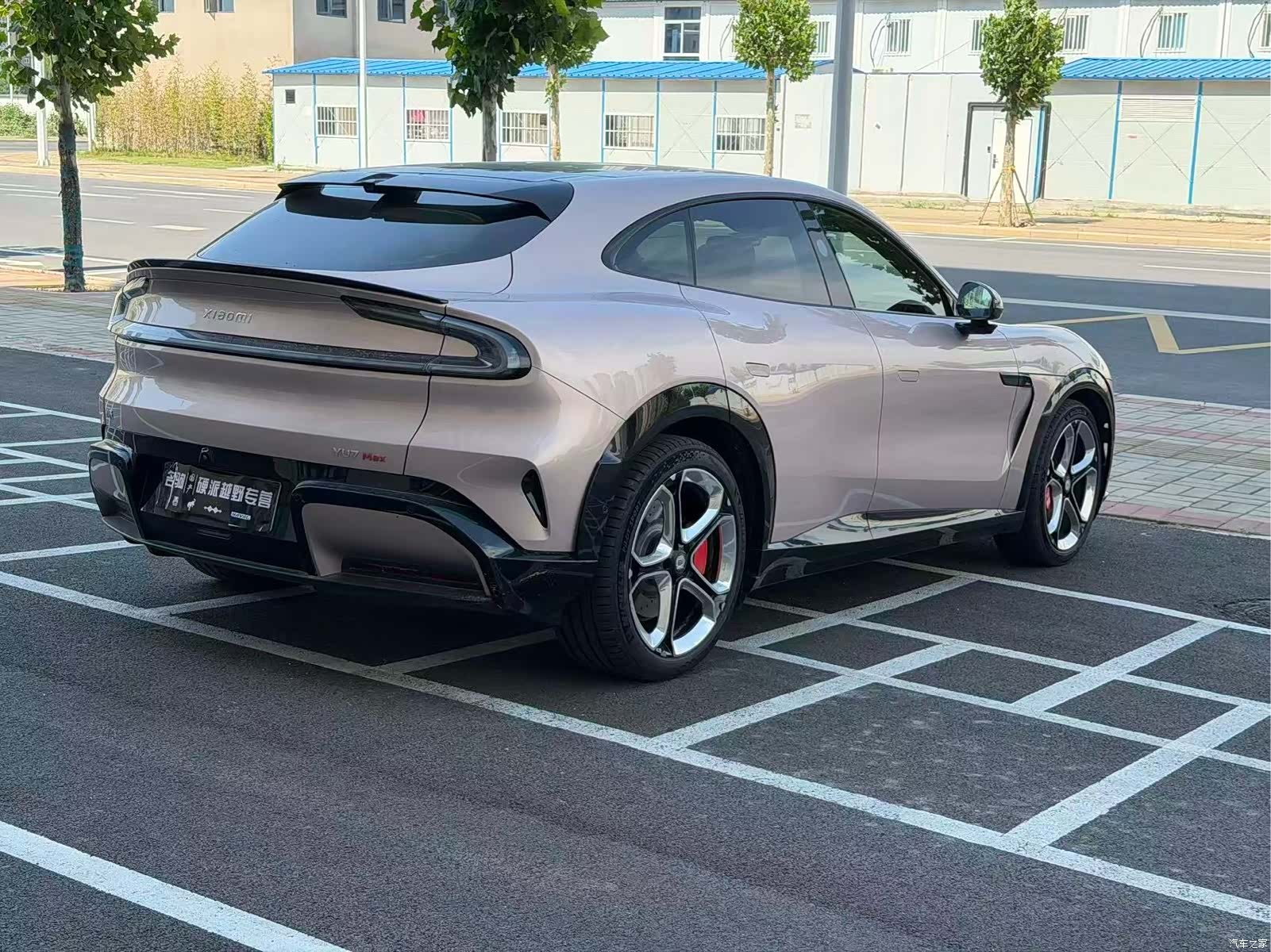 Xiaomi YU7, 2025 7