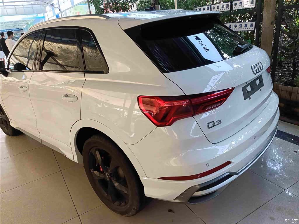 Audi Q3, 2019 3