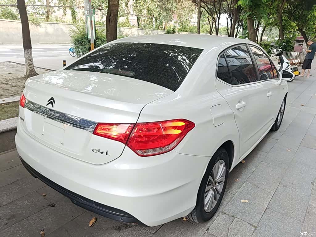Citroen C4, 2015 7