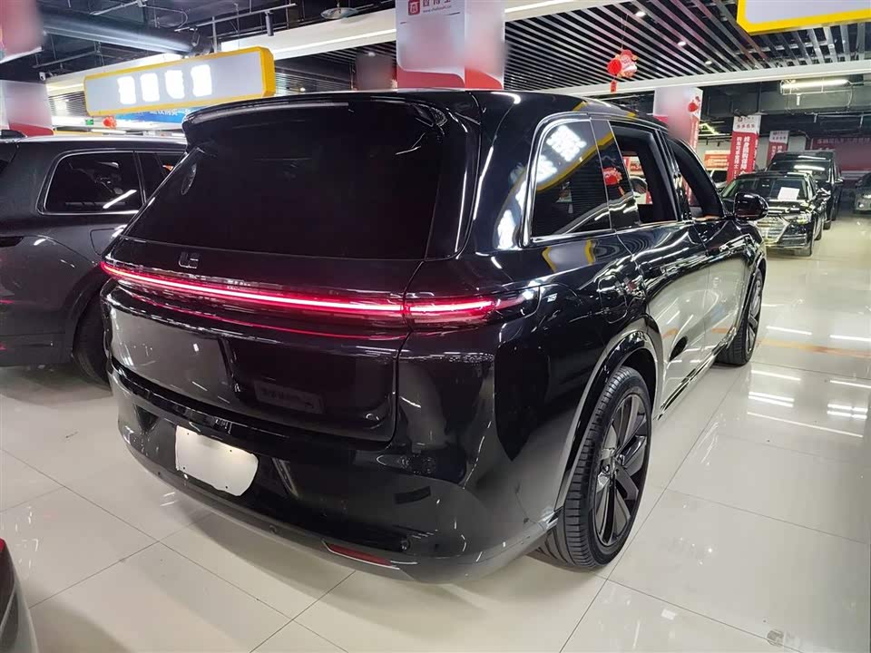 Li Auto Ideal L8