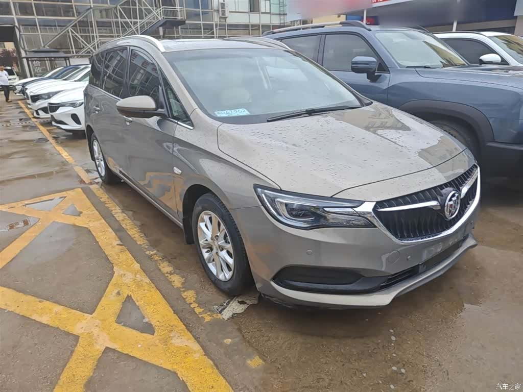 Buick GL6, 2021 4