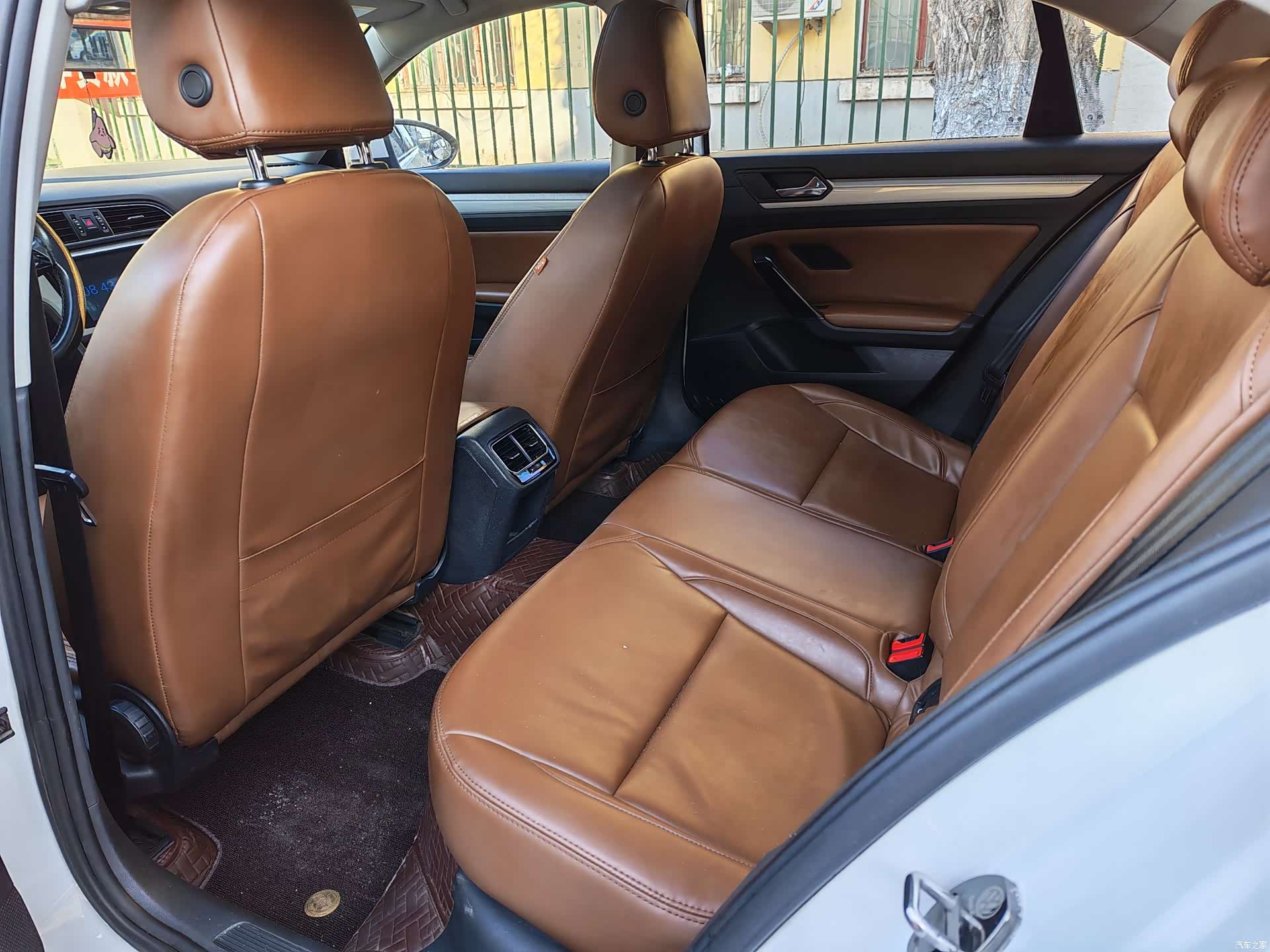 Volkswagen Lamando, 2017 10
