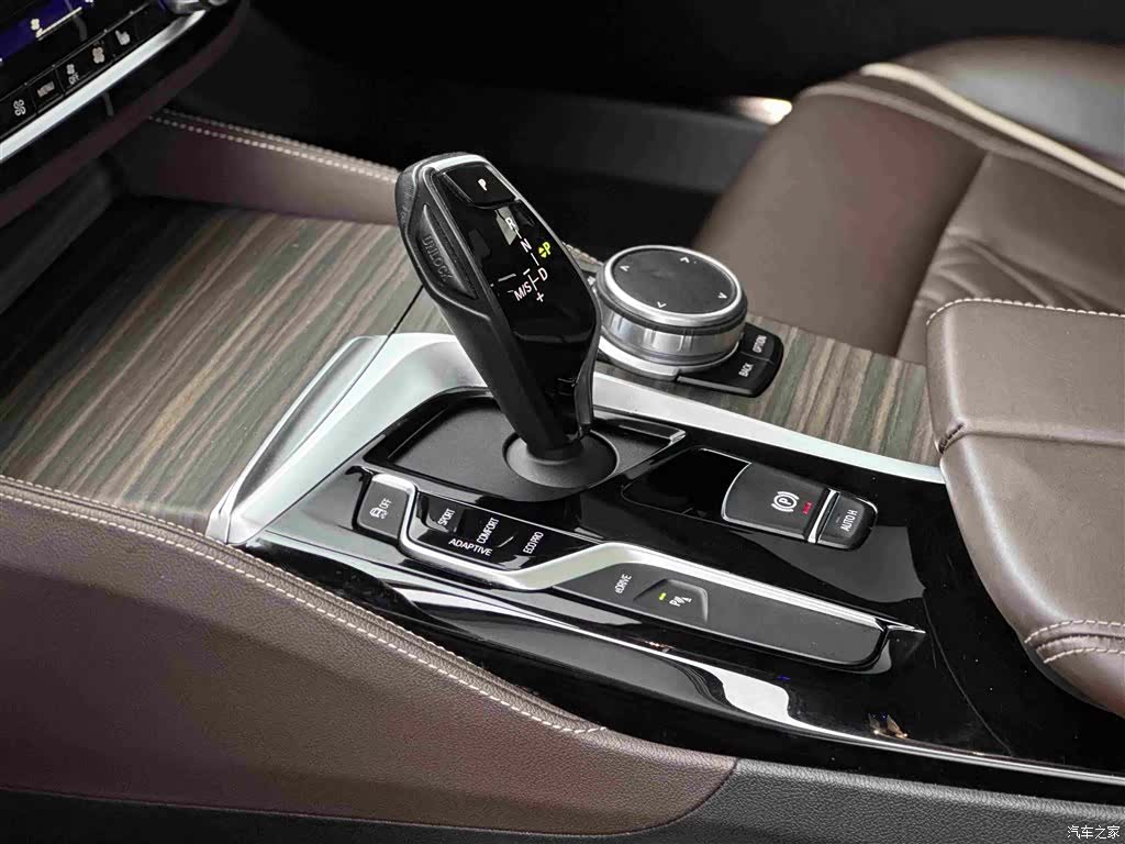 BMW 5 Series, 2019 11