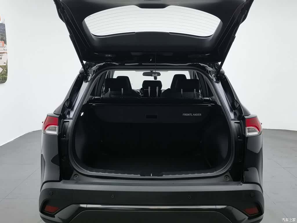 Toyota Frontlander, 2024 16