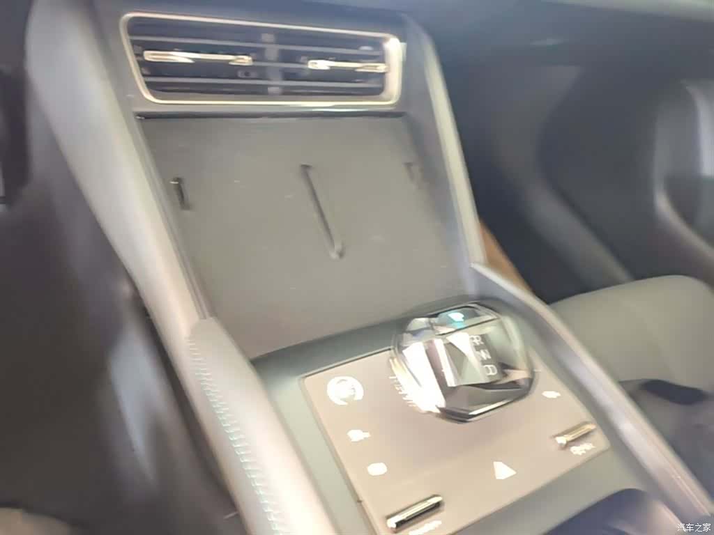 BYD Qin, 2024 14
