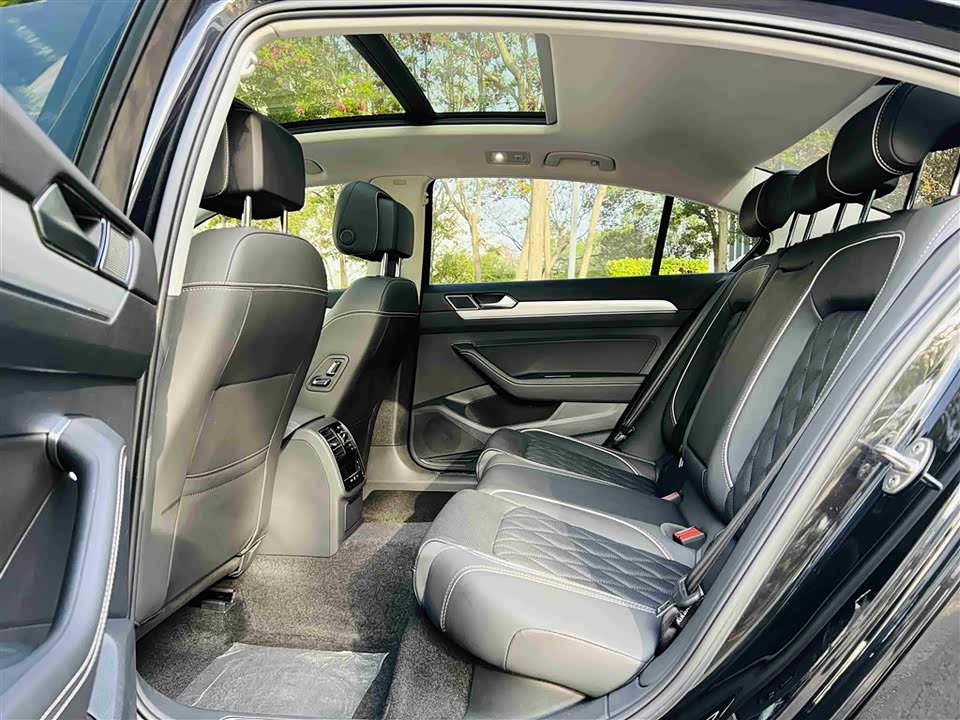 Volkswagen Magotan GTE