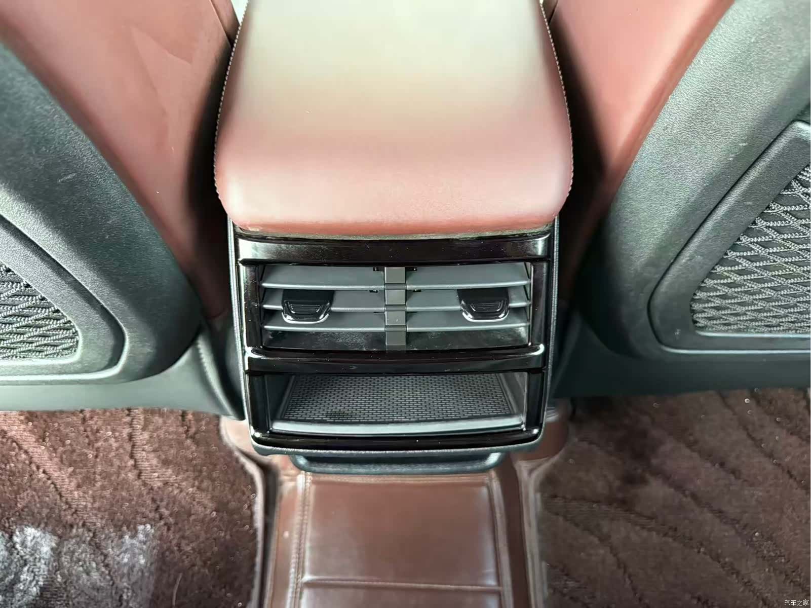 Geely Xingyue L, 2022 7