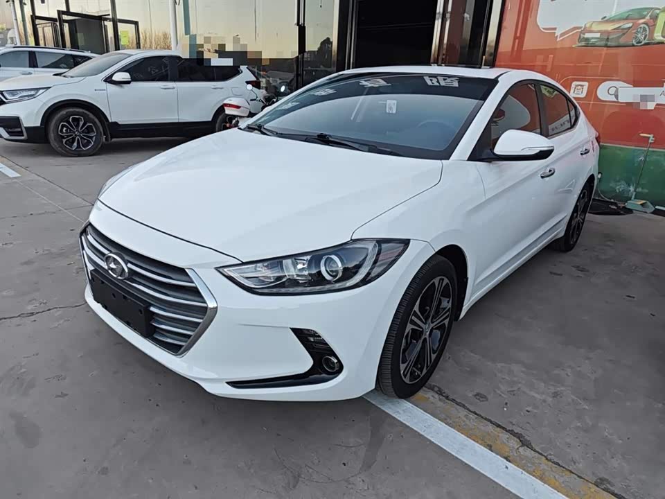 Hyundai Lead