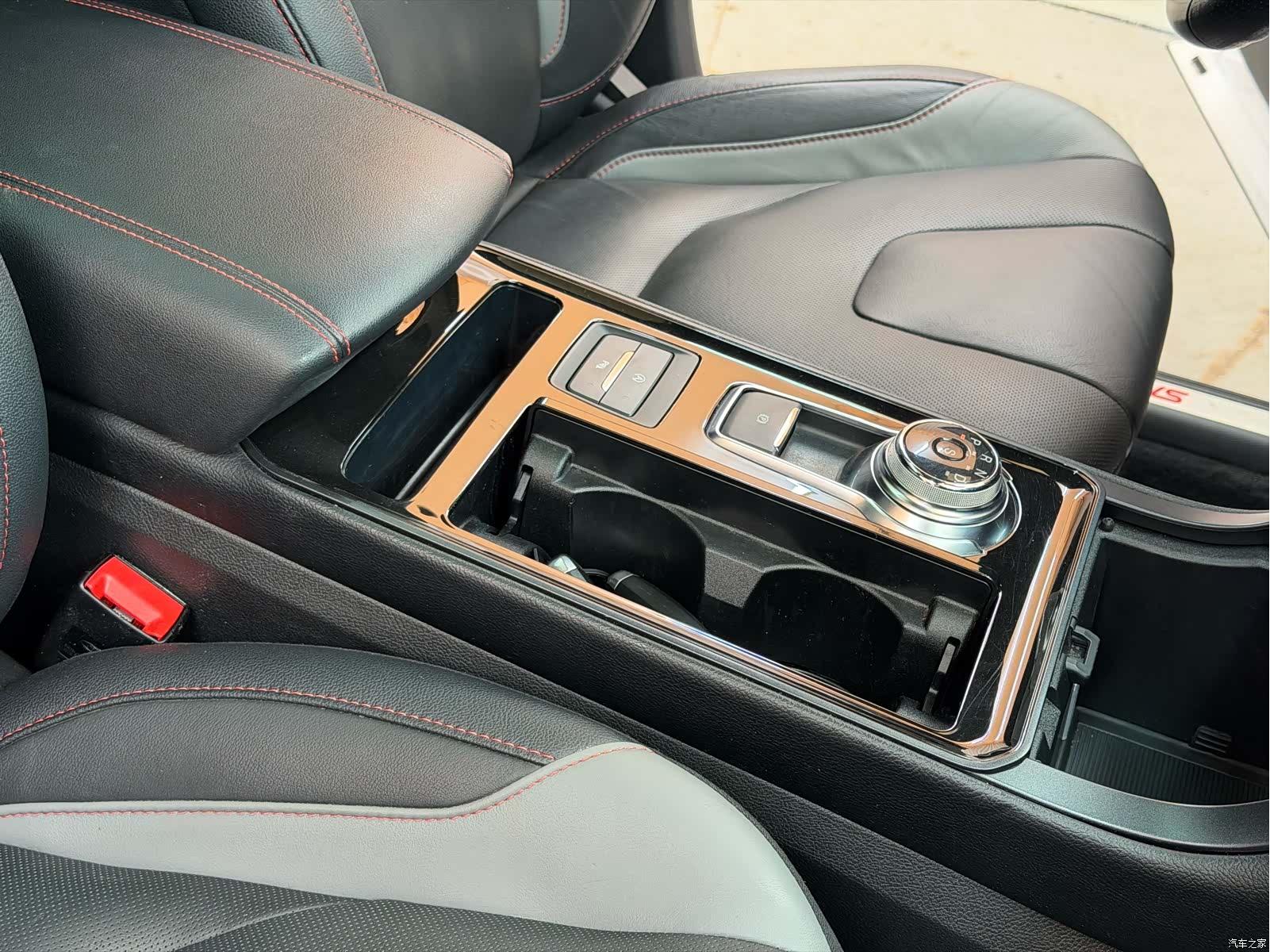 Ford Edge, 2020 11