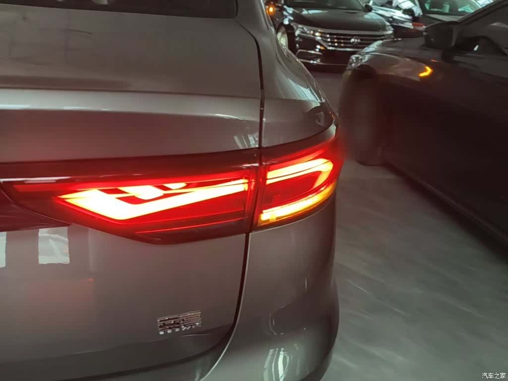 Geely Emgrand, 2024 8
