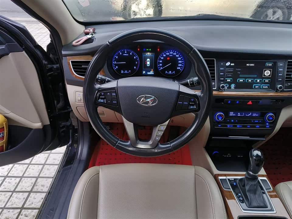 Hyundai Name picture