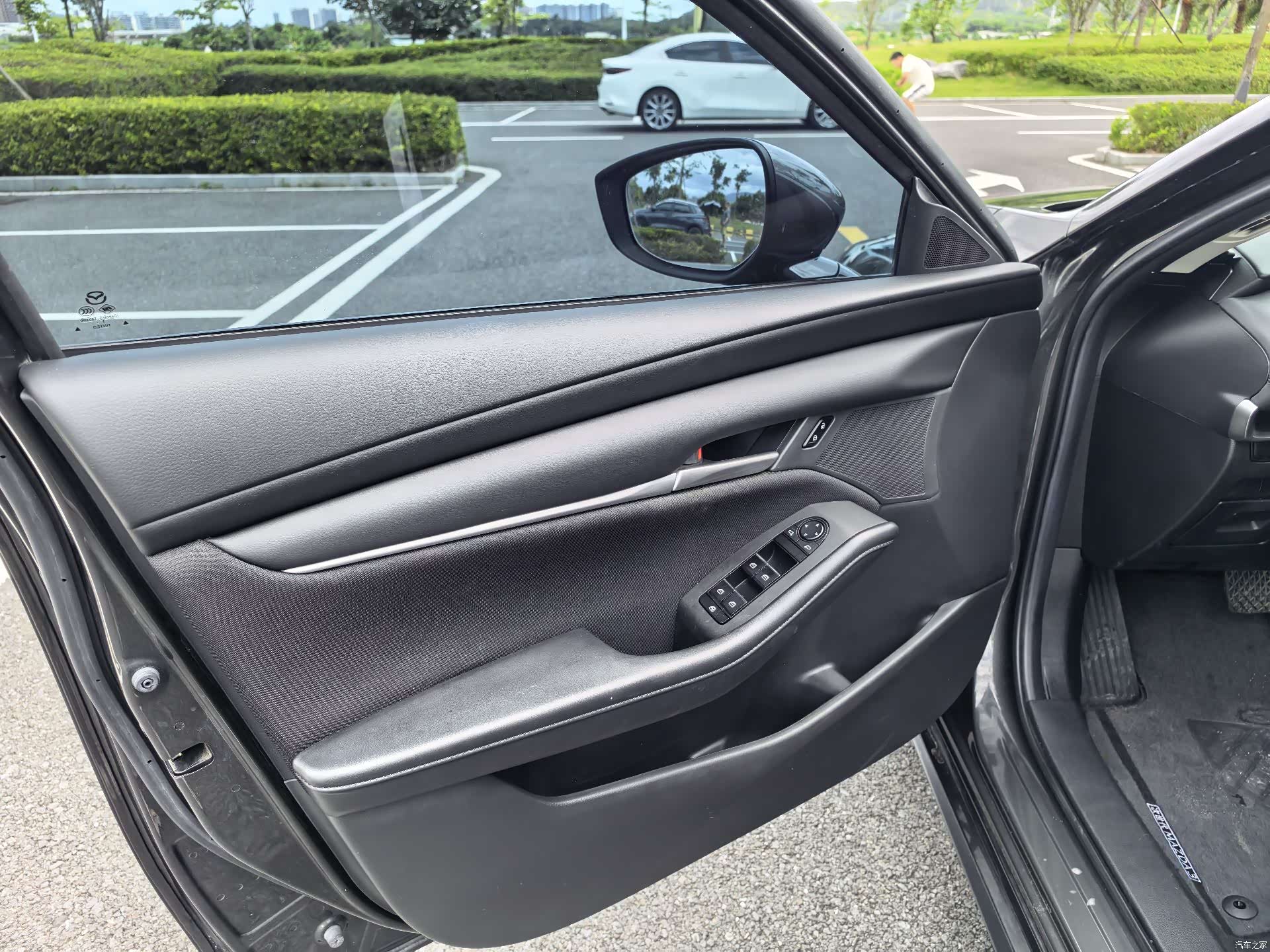 Mazda Mazda3, 2022 все фото