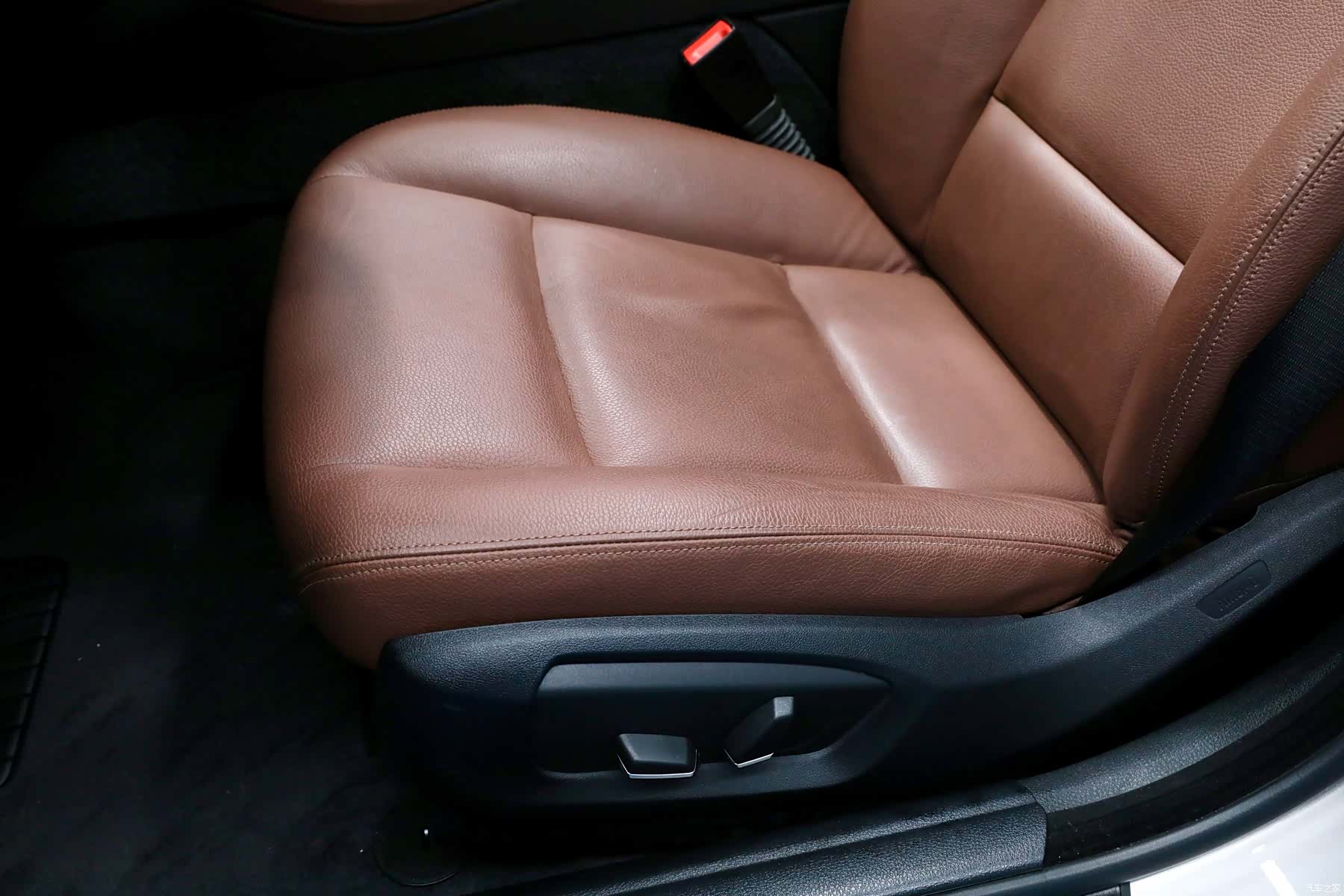 BMW 5 Series, 2017 16