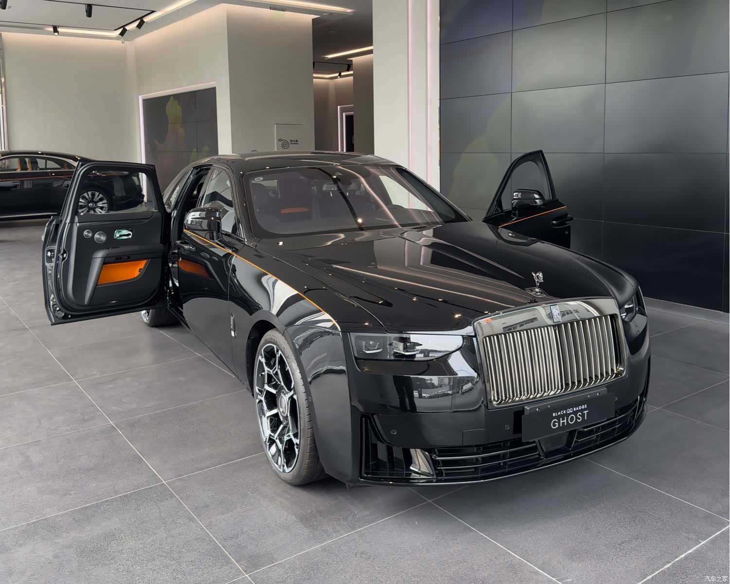 Rolls-Royce Ghost, 2026 16