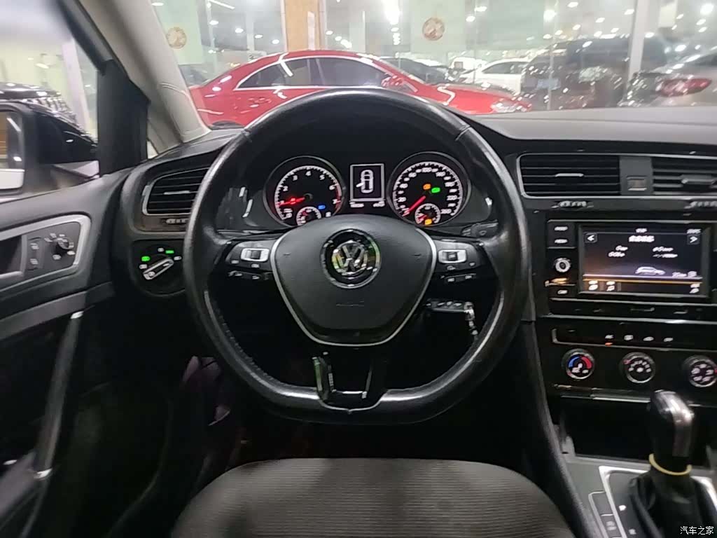 Volkswagen Golf, 2018 11