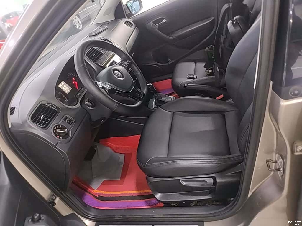 Volkswagen Polo, 2016 15