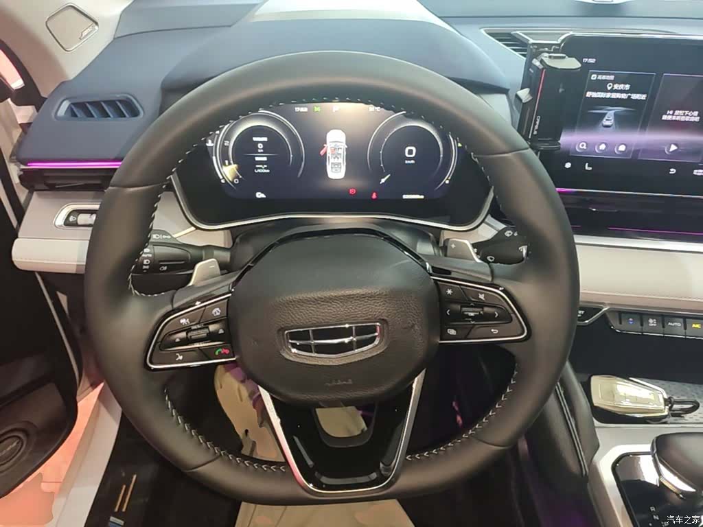 Geely Preface, 2022 11