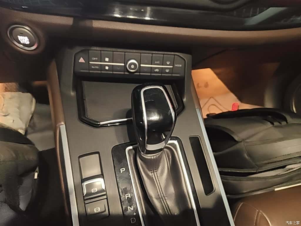 WEY VV5, 2018 14