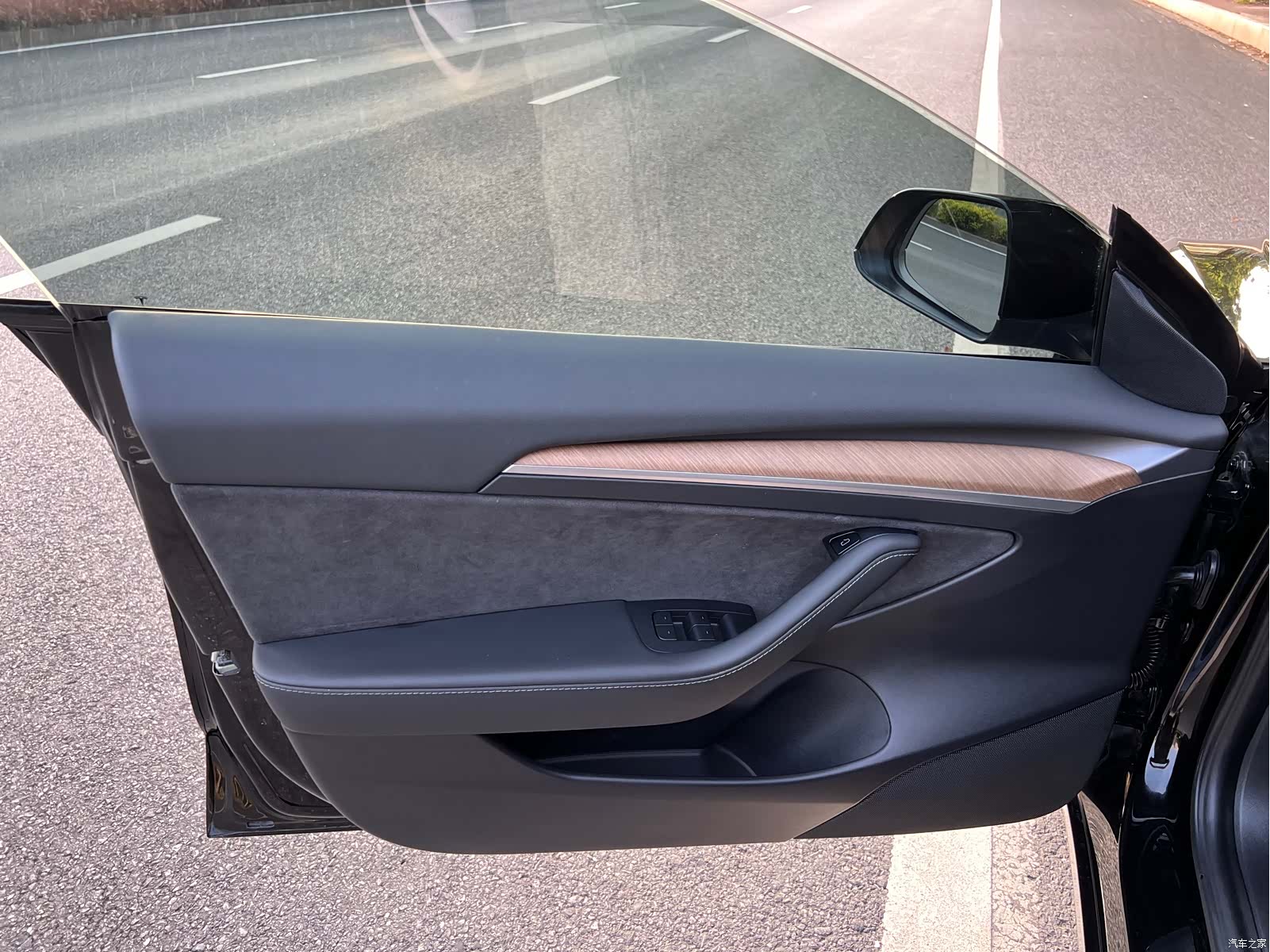 Tesla Model 3, 2023 9