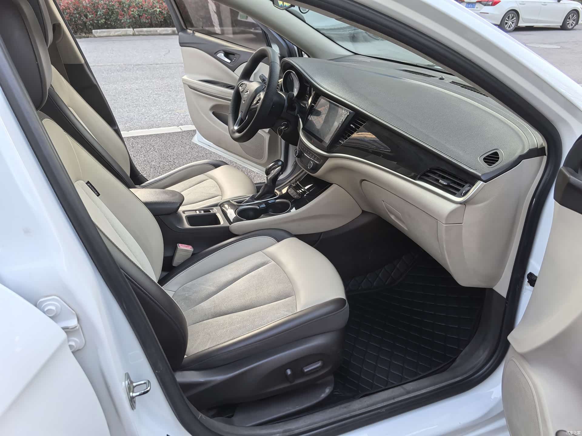 Buick Verano, 2017 13