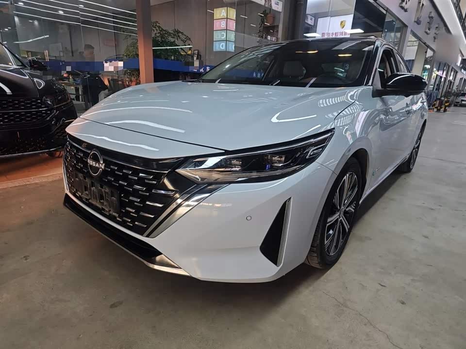 Nissan Xuan Yi