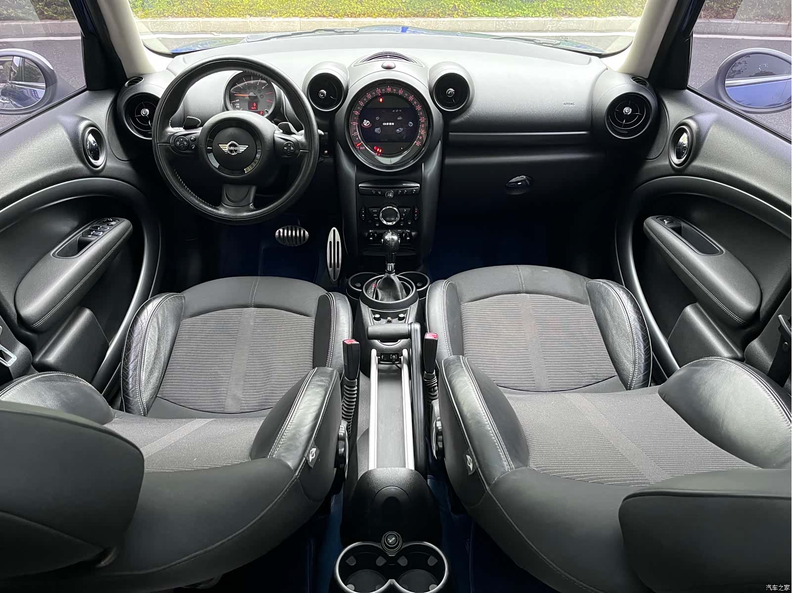 Mini Countryman, 2015 13