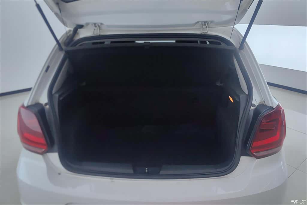 Volkswagen Polo, 2018 4