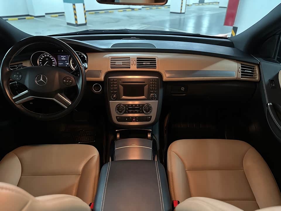 Mercedes-Benz R-class