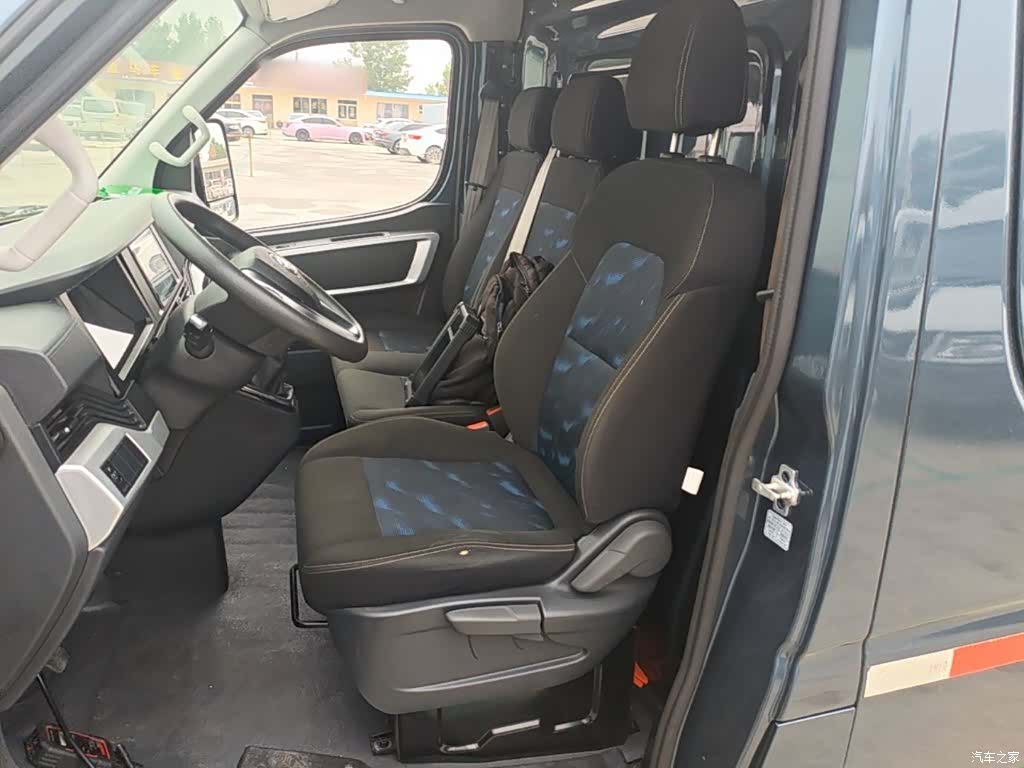 DongFeng V9, 2024 11