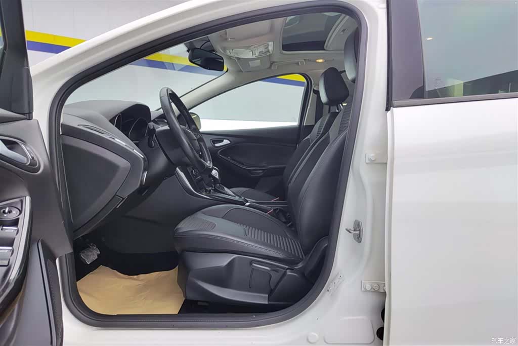 Ford Focus, 2016 9