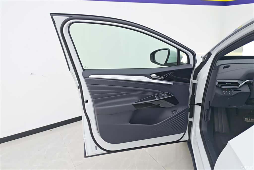 Volkswagen ID.4, 2023 7