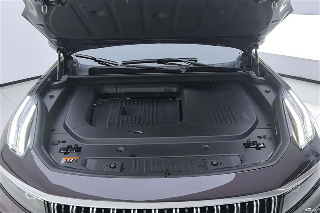 Lynk & Co 02, 2023 10
