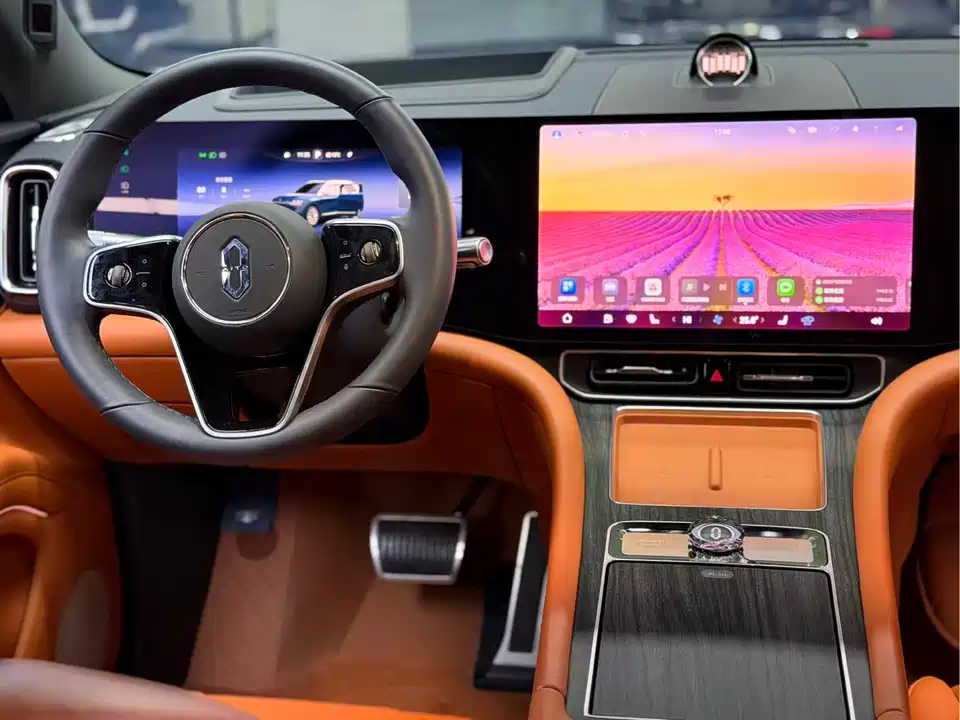 AITO Ask the world M9