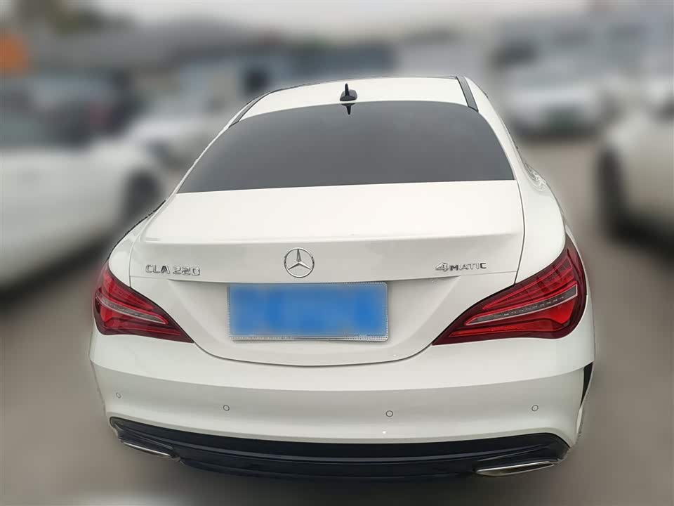 Mercedes-Benz CLA