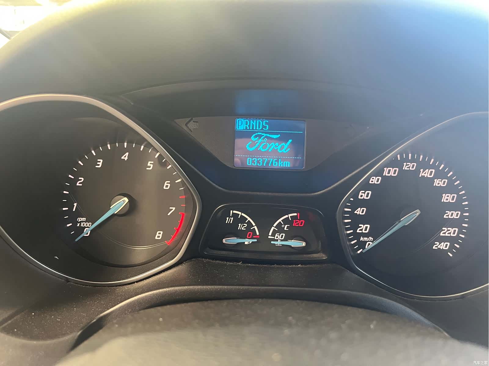Ford Focus, 2015 12