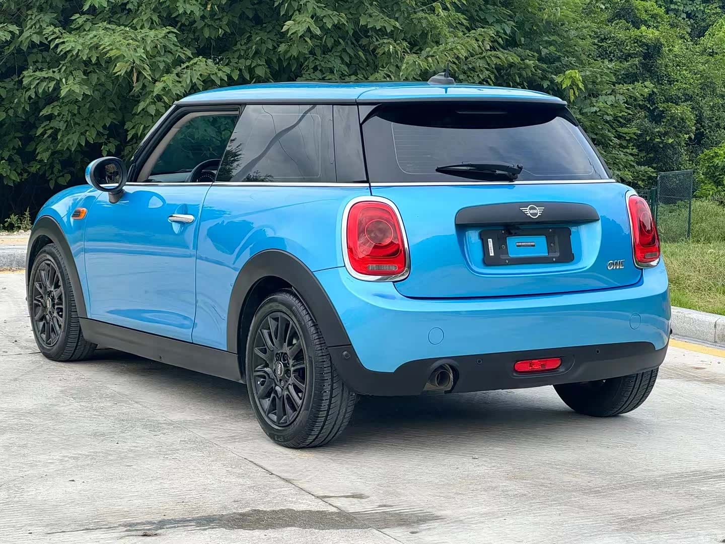 Mini ONE, 2019 7