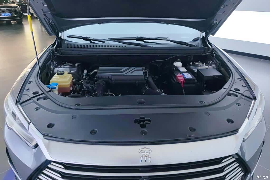 BYD Song, 2022 10