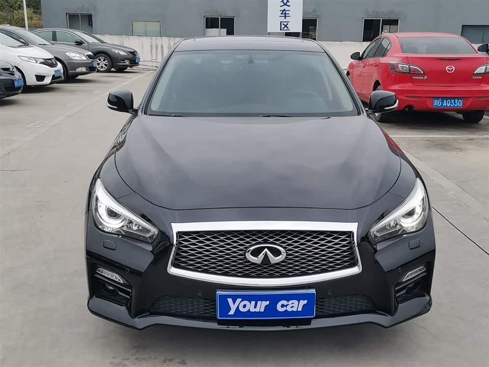 Infiniti Q50L