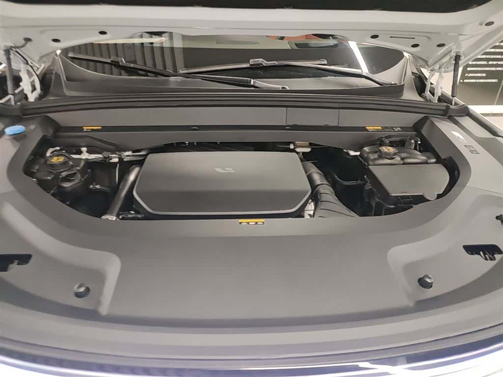 Li Auto L9, 2025 20