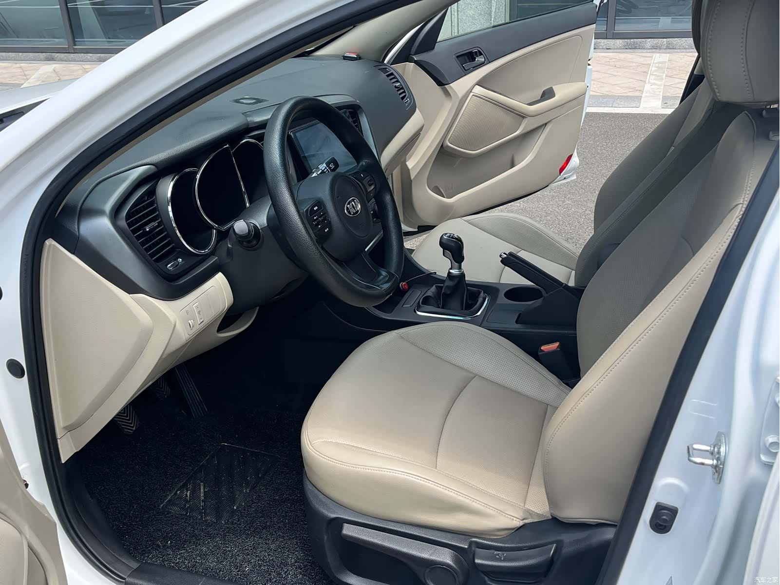 Kia K5, 2014 7