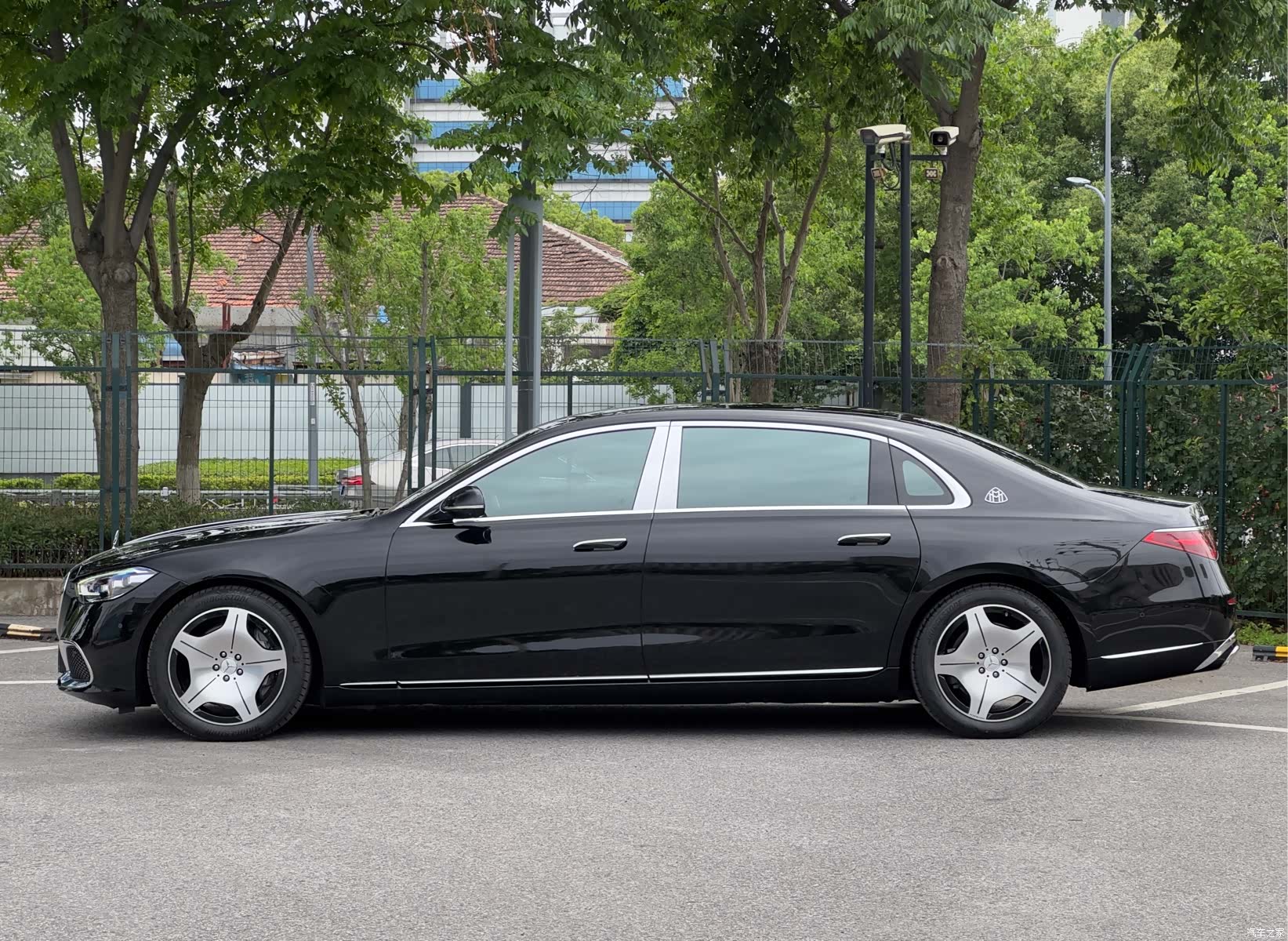 Maybach S-Class, 2023 7